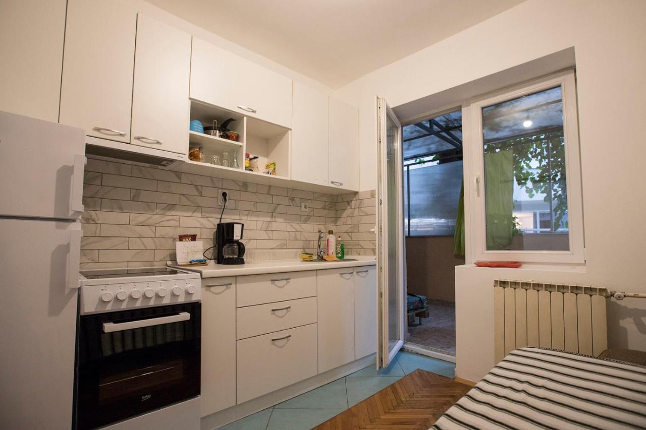The Pioneers Home 2 Скопье Экстерьер фото